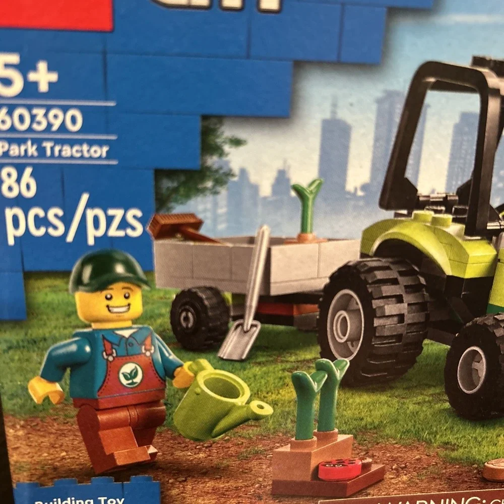 Retired LEGO CITY: Park Tractor (60390)‎